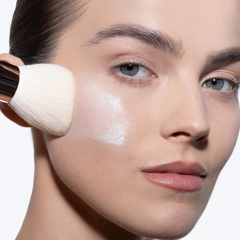 NATASHA DENONA  HY-GLAM™ Powder Brush - Pennello viso rotondo ultramorbido 