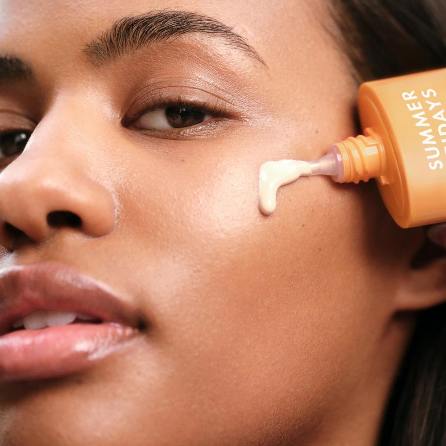 SUMMER FRIDAYS  ShadeDrops Broad Spectrum - Mineralische Sonnenmilch mit LSF 50 