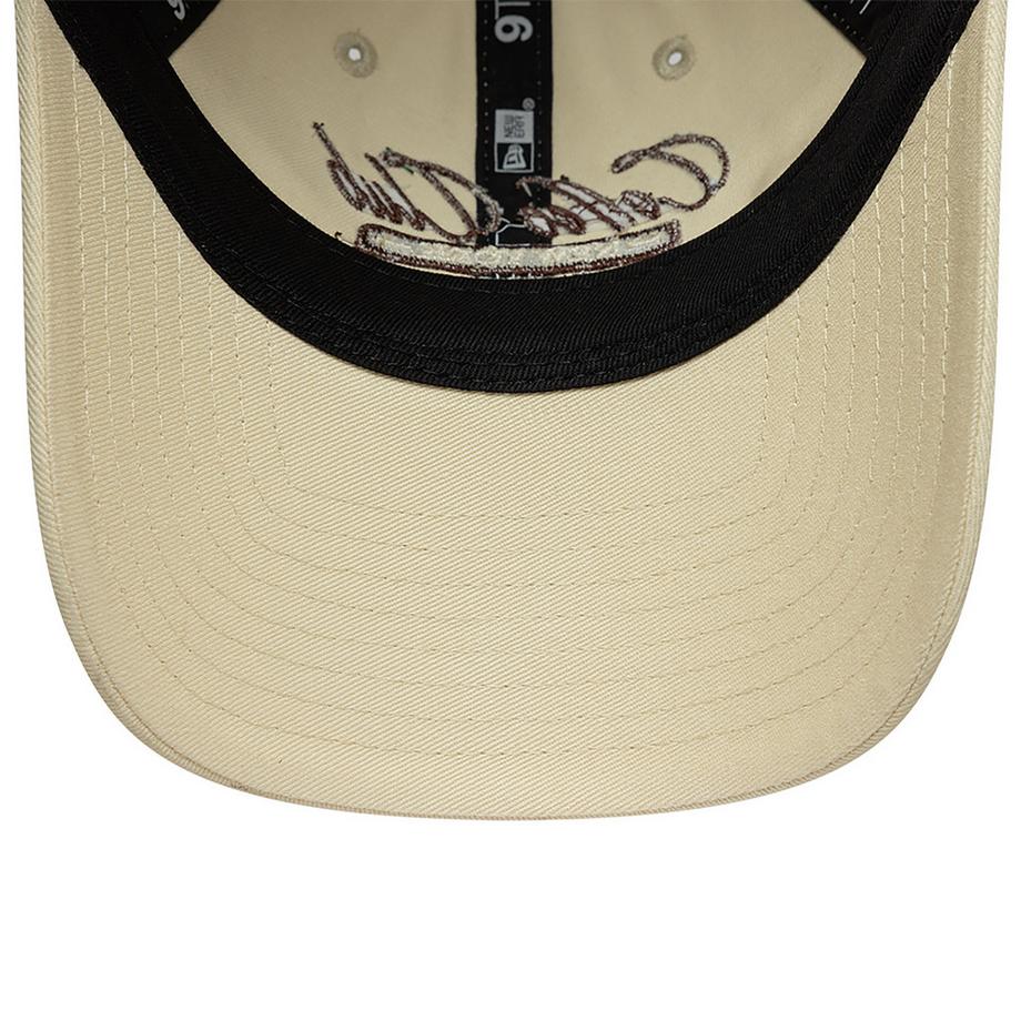 NEW ERA FEMALE CAFE SLOGAN 9TWENTY® Cap  