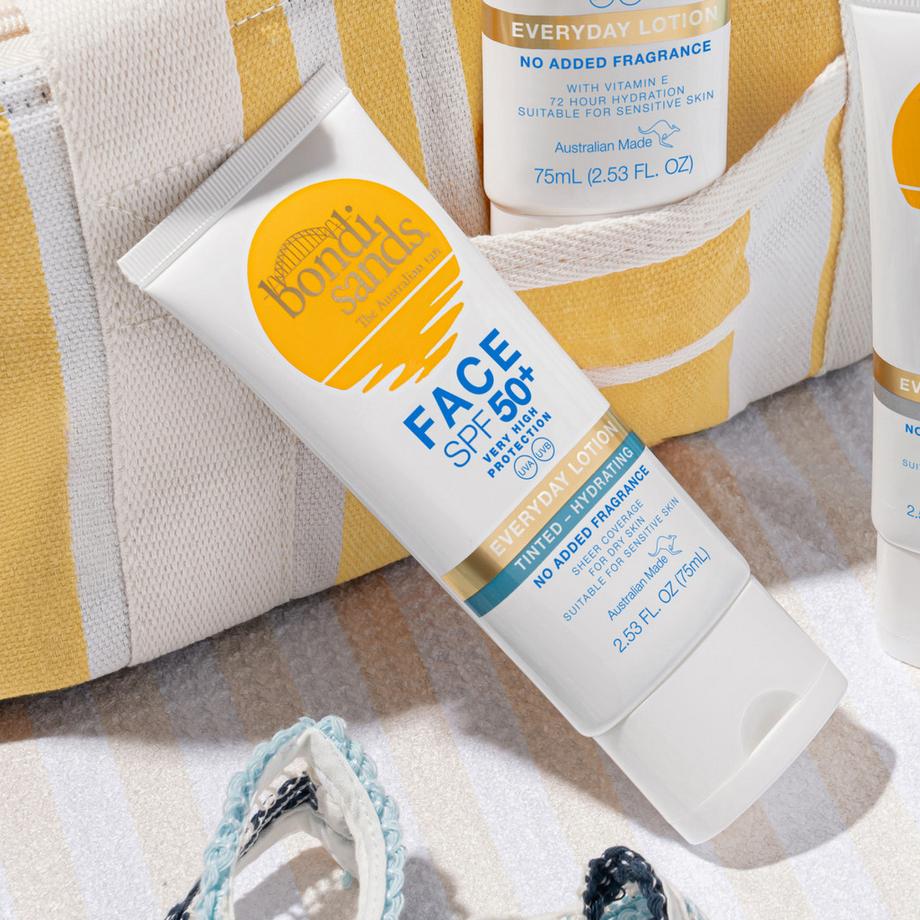 Bondi Sands  Every Day SPF50+ Hydrating Tinted Lotion 