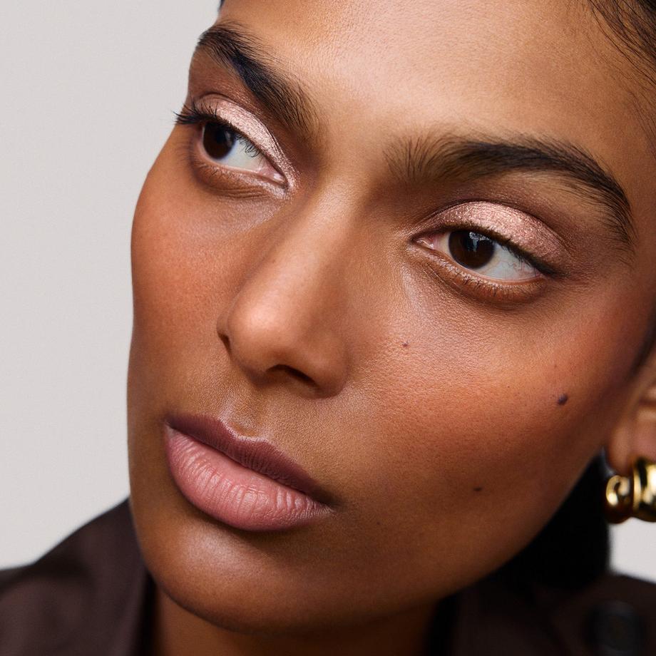 Merit Beauty  Solo Shadow Sheen - Fard A Paupieres Irisé 