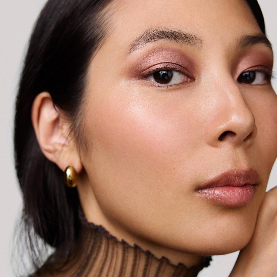 Merit Beauty  Solo Shadow Sheen - Fard A Paupieres Irisé 