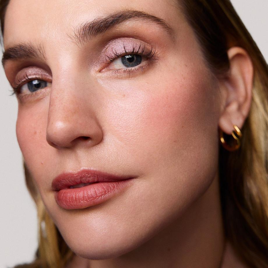 Merit Beauty  Solo Shadow Sheen - Fard A Paupieres Irisé 