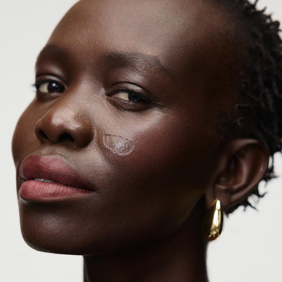 Merit Beauty  Signature Lip Blush - Rouge À Lèvres Mat Modulable 