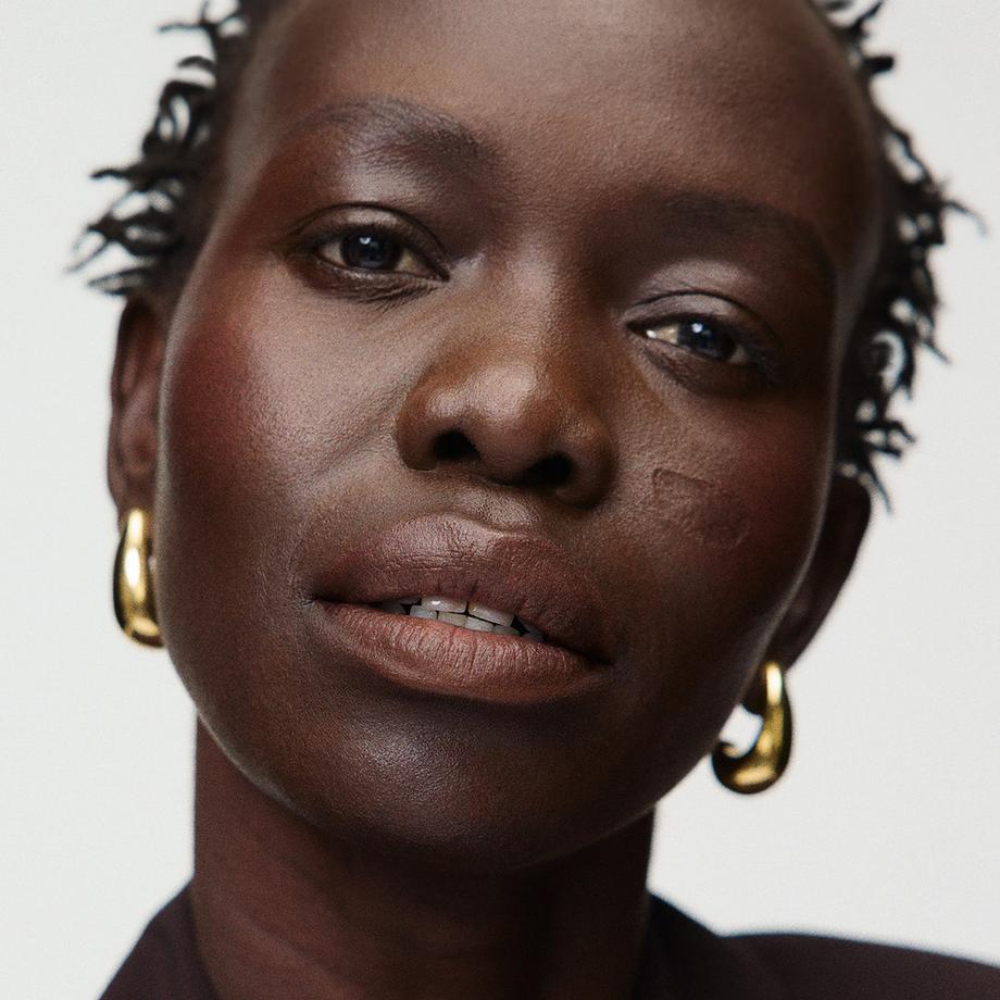 Merit Beauty  Signature Lip Blush - Rouge À Lèvres Mat Modulable 