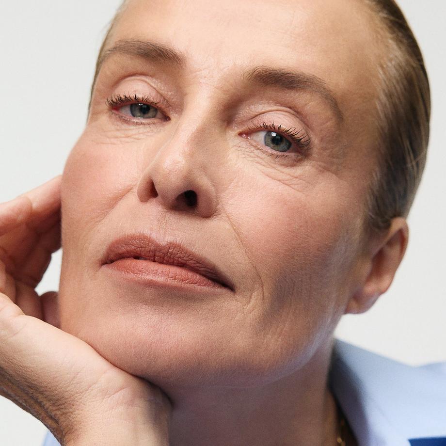 Merit Beauty  Signature Lip Blush - Rouge À Lèvres Mat Modulable 