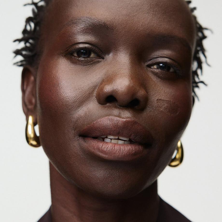 Merit Beauty  Signature Lip Blush - Rouge À Lèvres Mat Modulable 