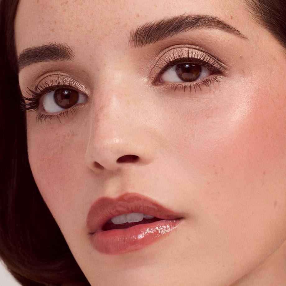 RARE BEAUTY  Essential Neutrals - Palette d'ombres à paupières 