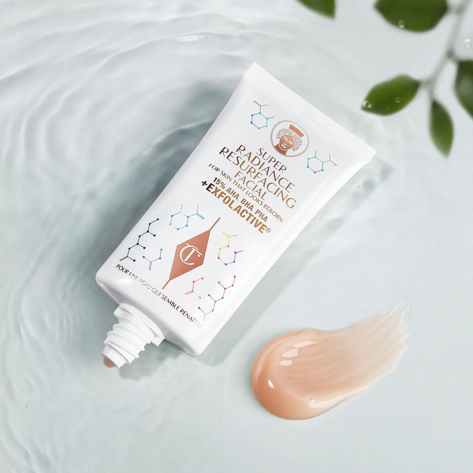 CHARLOTTE TILBURY  Super Radiance Resurfacing Facial - Masque Visage 