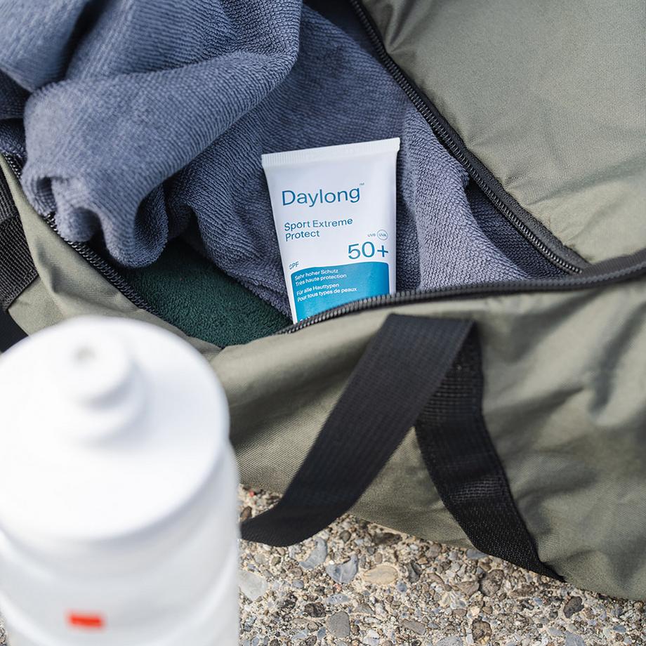 Daylong  Sport Extreme Protect Fast absorbing Gel Cream SPF 50+ 