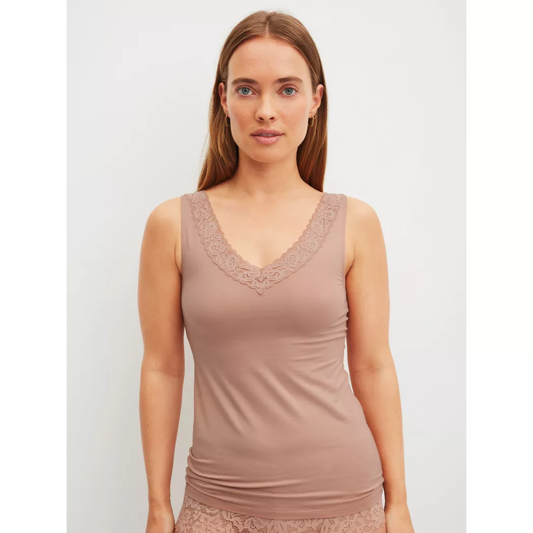 Tanktop CALIDA "Natural Comfort Lace", Damen, Gr. S (40/42), timeless taupe, Single Jersey, Obermaterial: 92% Baumwolle, 8% Elasthan, normal hüftbedeckend, V-Ausschnitt, Tops Tanktop, elastisch, V-Ausschnitt, weiche Spitze, breite Träger