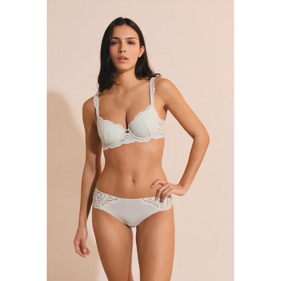 Soutien-gorge avec armatures, rembourré