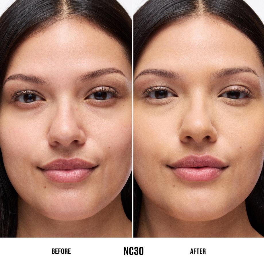 MAC Cosmetics  Studio Fix 36HR Smooth Angles Concealer 