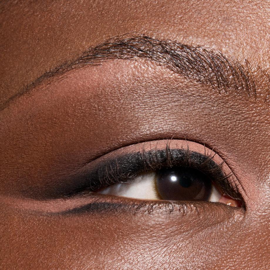 MAC Cosmetics  Multisculpt Matte Liquid Colour 