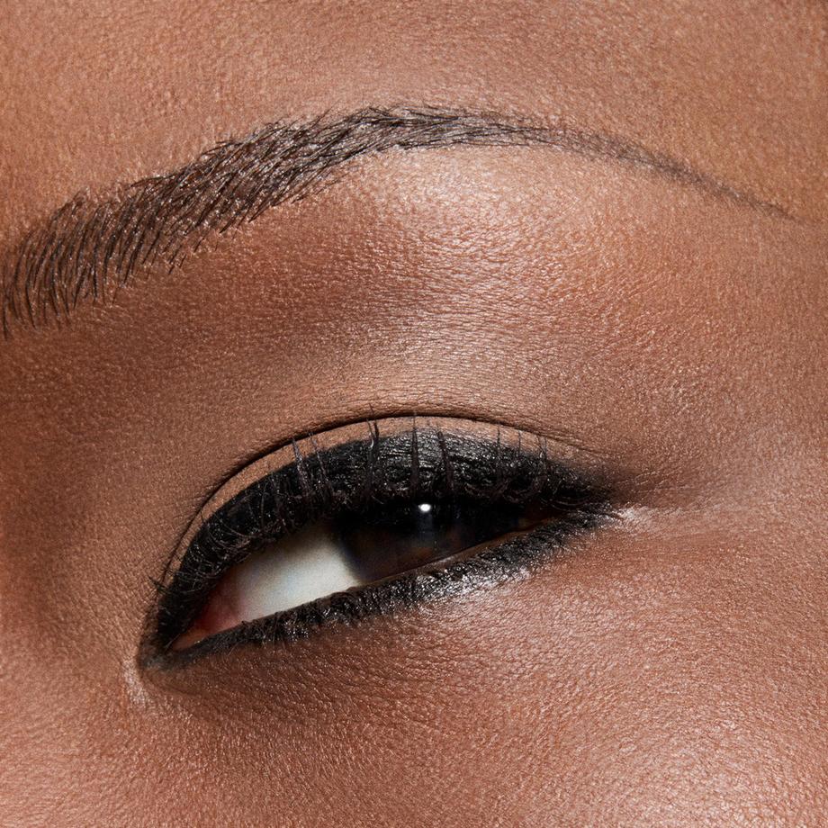 MAC Cosmetics  Multisculpt Matte Liquid Colour 