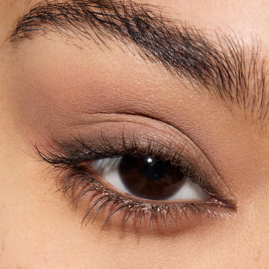 MAC Cosmetics  Multisculpt Matte Liquid Colour 