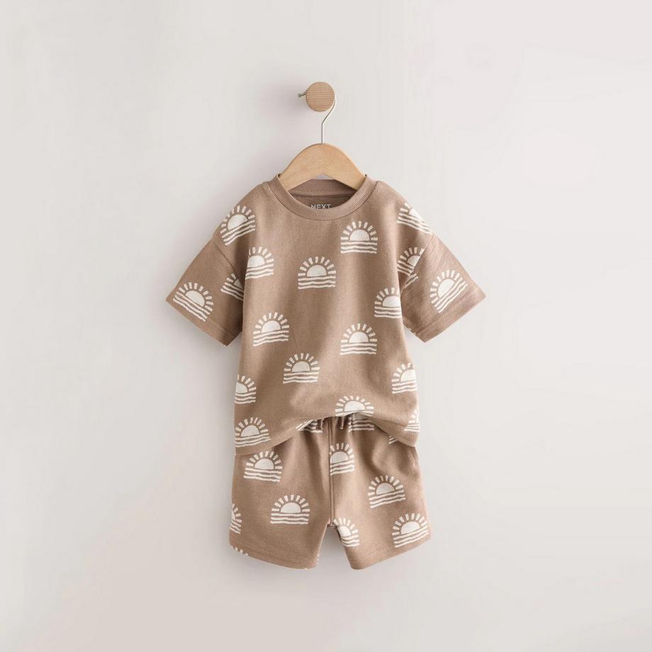 Next Sonnen Print T-Shirt und Shorts Set  