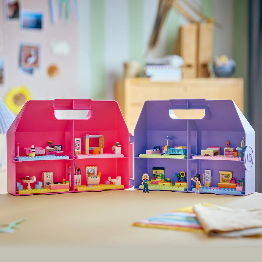 LEGO®  42697 La maison de poupée dans la valise créative 