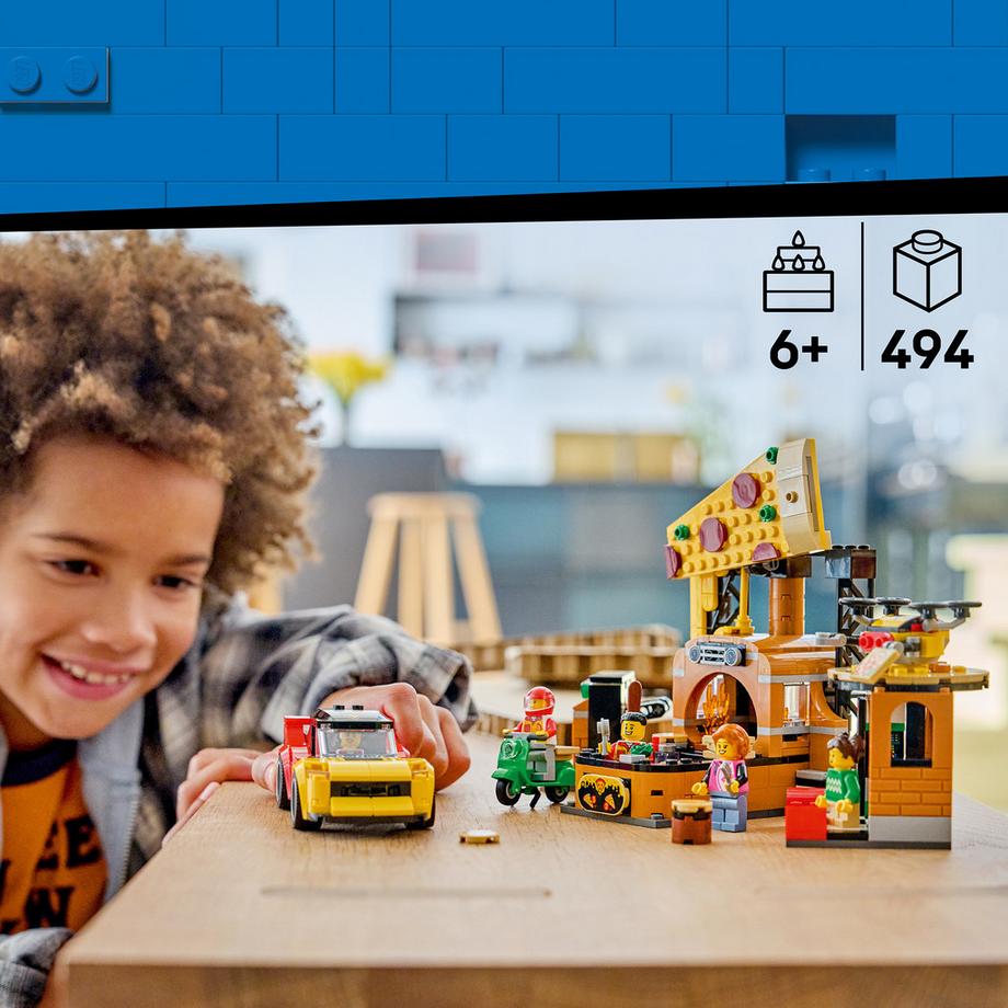 LEGO®  60496 La pizzeria et ses véhicules de livraison 