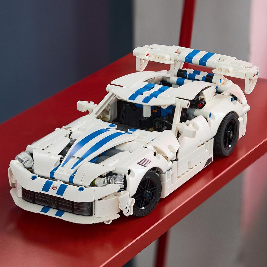 LEGO®  42234 Auto sportiva Dodge Viper GTS-R 
