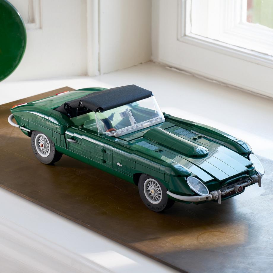 LEGO®  11381 Jaguar E-Type 
