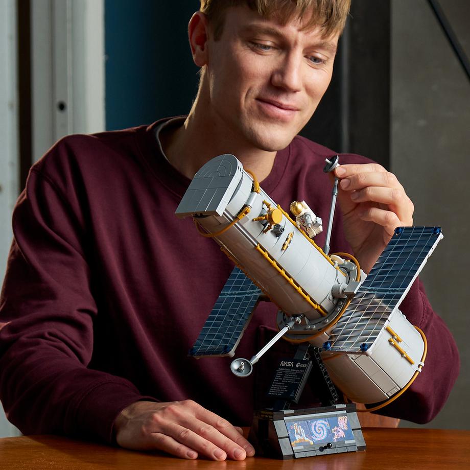 LEGO®  11382 Hubble-Weltraumteleskop 