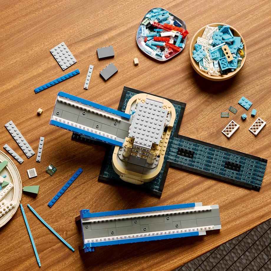 LEGO®  21067 Tower Bridge 