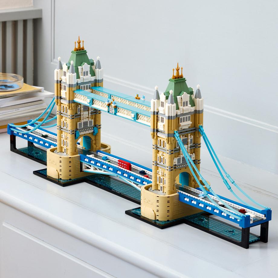 LEGO®  21067 Tower Bridge 