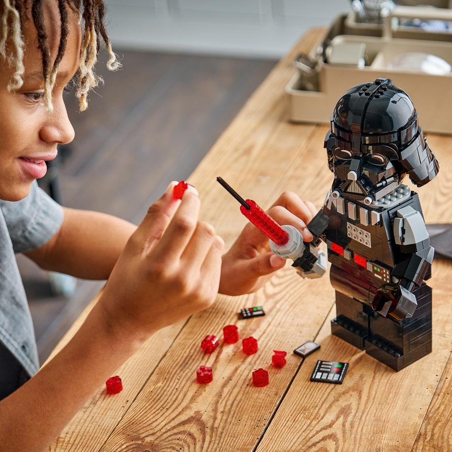 LEGO®  75461 Minifigurine de Dark Vador grand format 
