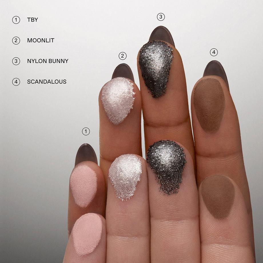 r.e.m.beauty  Dangerous Woman - Lidschattenpalette 