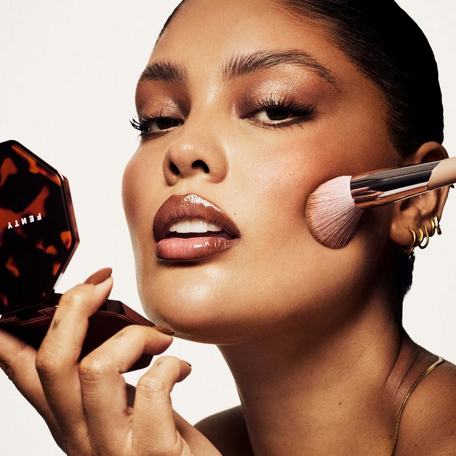 Fenty Beauty By Rihanna  Sun Stalk'r Soufflé - Creme-Mousse-Kompaktbronzer 