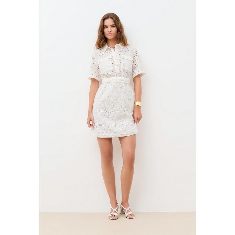 Robe en lin, manches courtes