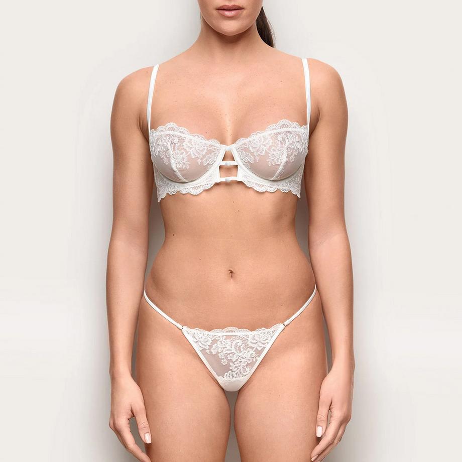 Yamamay Perizoma String con Pizzo  