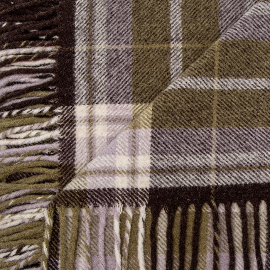 Manor Home Plaid Autumn 