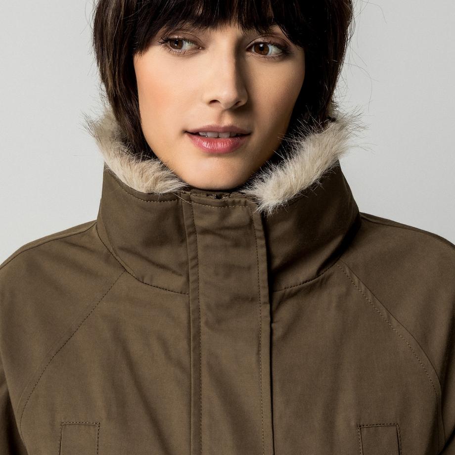 Manor Woman Parka avec capuche en fausse fourrure  