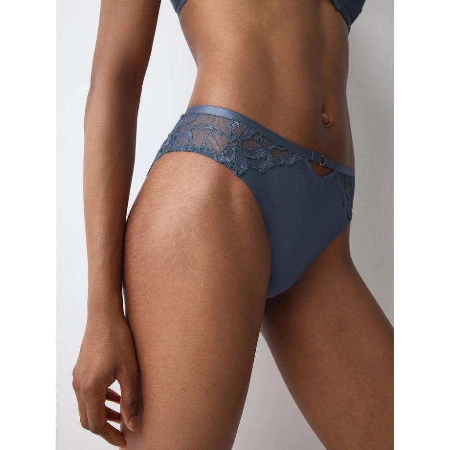 Triumph Wild Gardenia Florale Tai Slip  