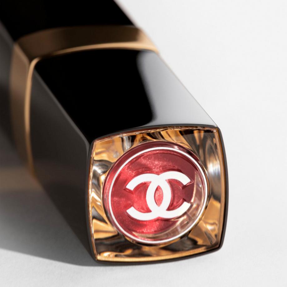 CHANEL ROUGE COCO FLASH ⁠ COLOUR, SHINE, INTENSITY IN A FLASH 
