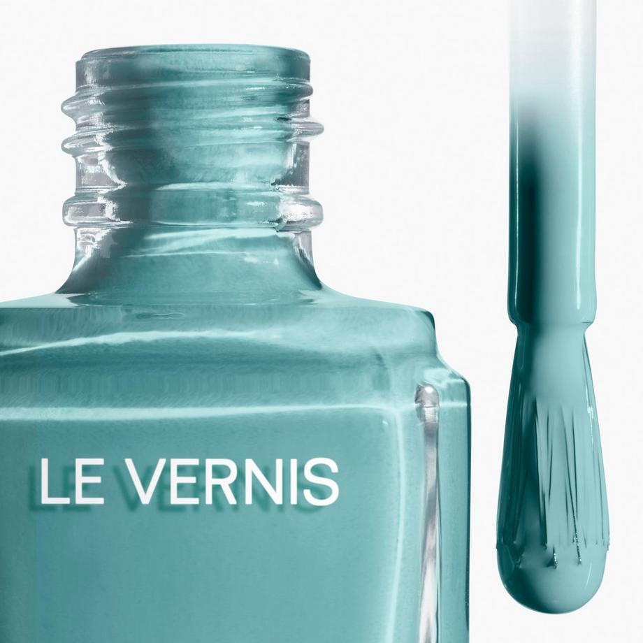 CHANEL LE VERNIS LUNGA TENUTA 