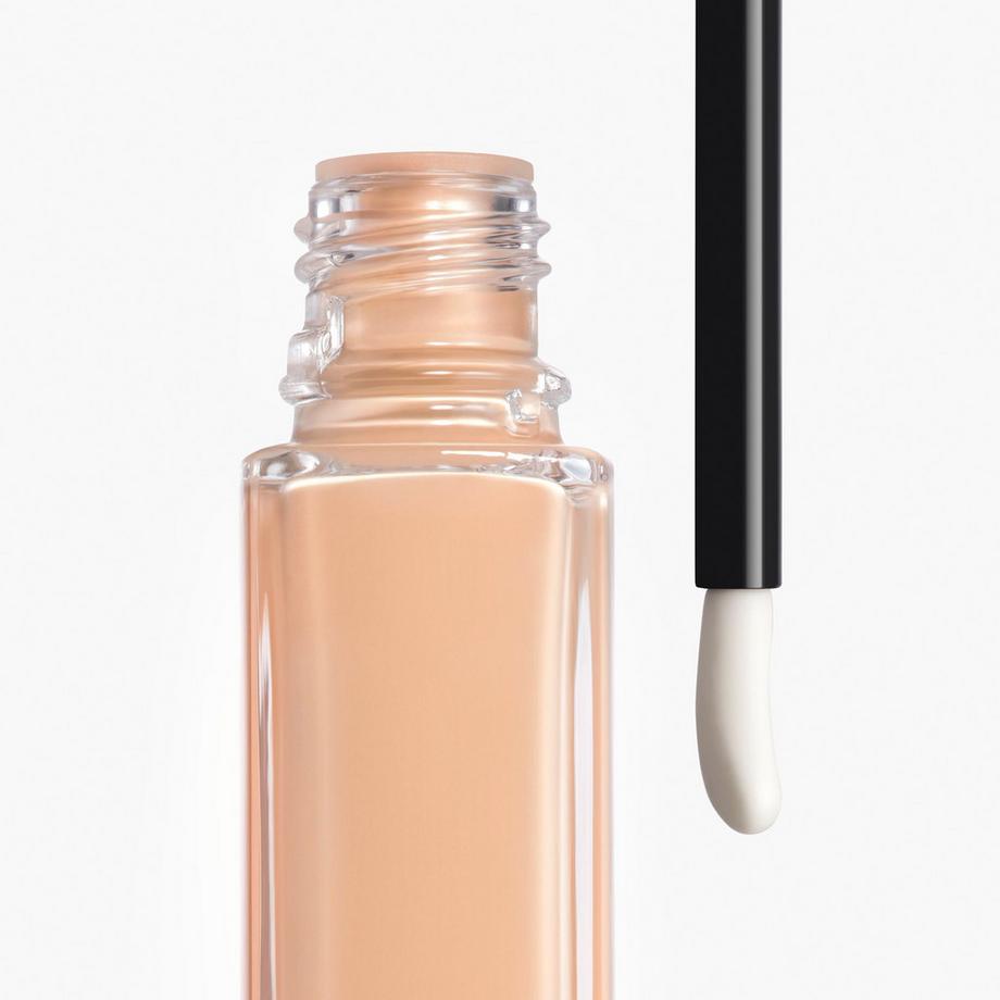 CHANEL LES BEIGES CORRECTEUR SÉRUM CONCEALER FÜR EINEN NATÜRLICH STRAHLENDEN TEINT 