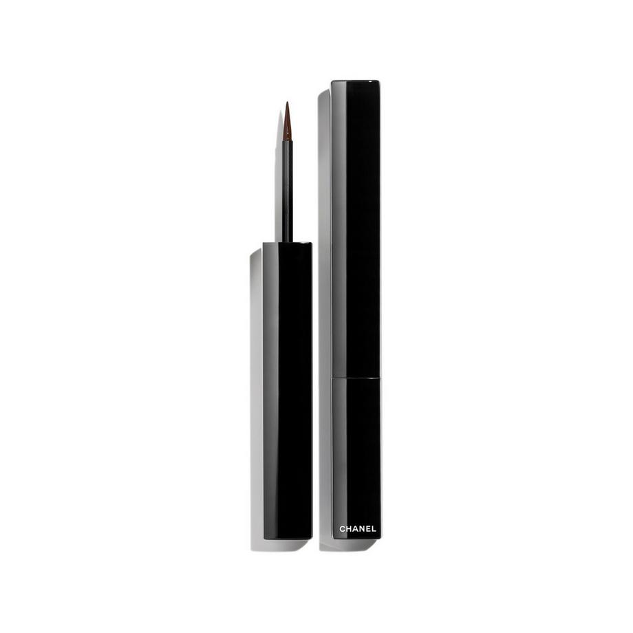 EYELINER LIQUIDO ULTRA-PRECISO, A LUNGA TENUTA E SENZA SBAVATURE