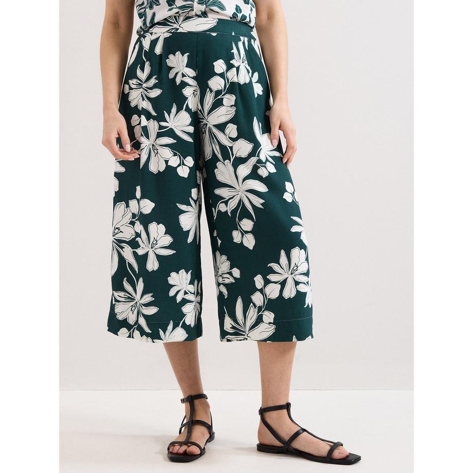 Phase Eight Josie Short Loose Fit  