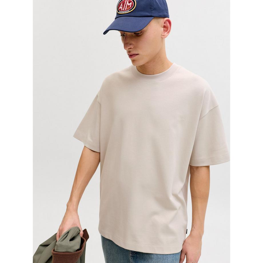 JACK & JONES   