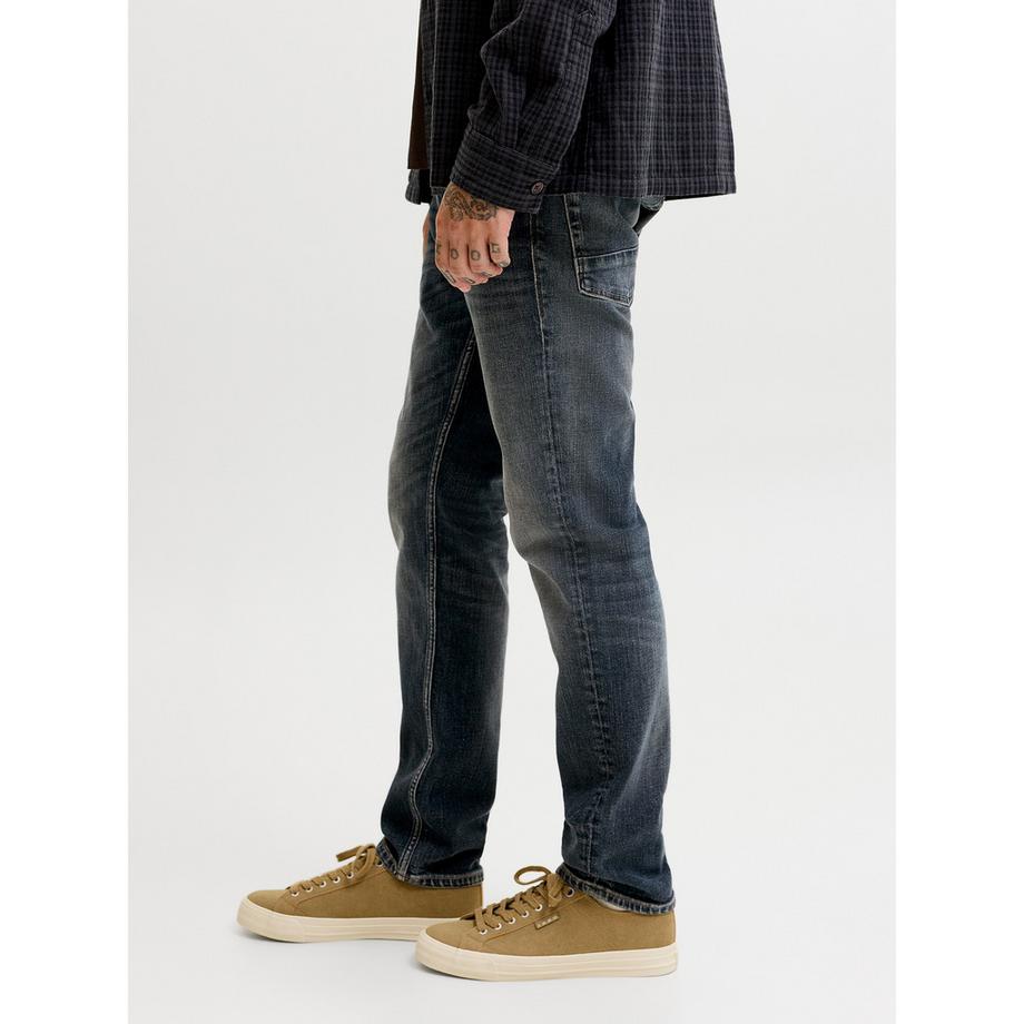 JACK & JONES   