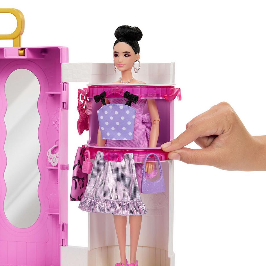 Barbie  Deluxe Style Closet 