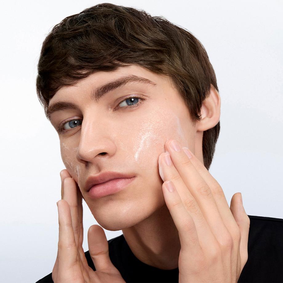 LANCOME  Génifique Ultimate Cleanser 