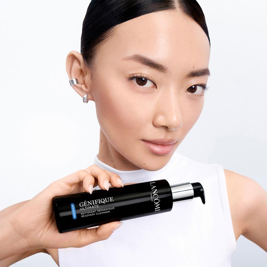 LANCOME  Génifique Ultimate Cleanser 