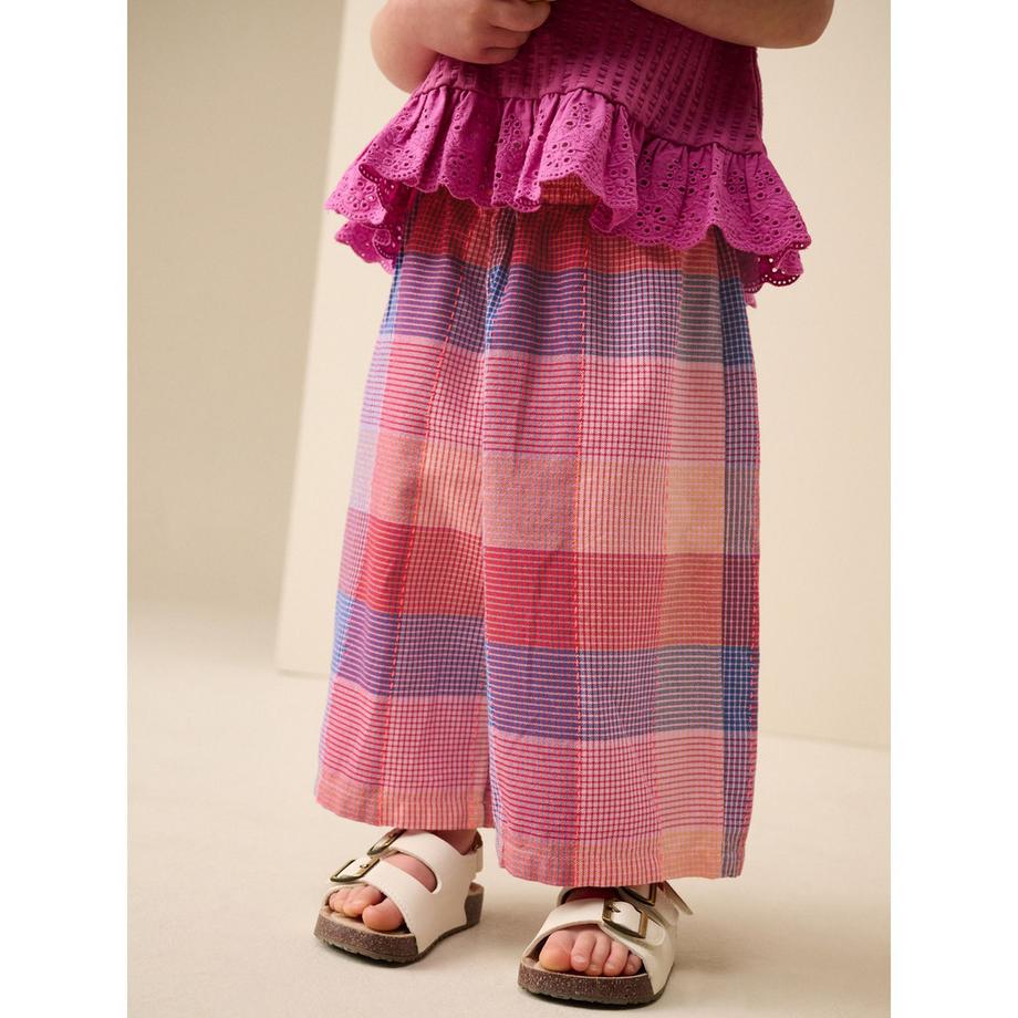 Next  Hose 