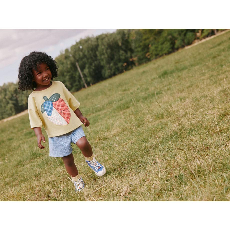 Next Erdbeer Applikation Top und Shorts Set  