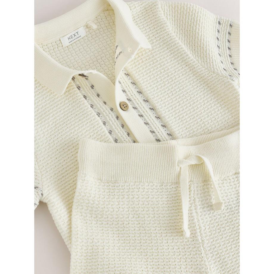 Next  Set, top e shorts 