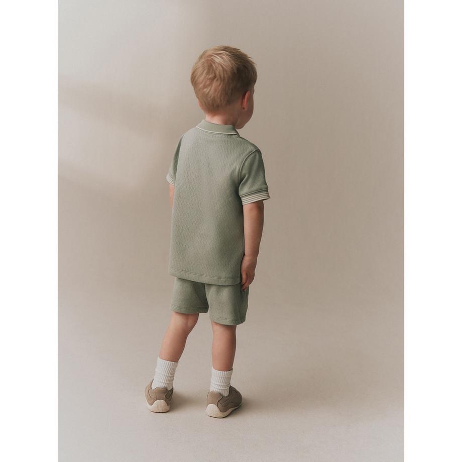 Next  Set, top e shorts 